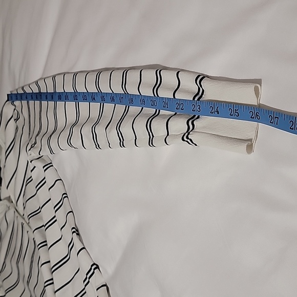 Banana Republic Navy & White Stretch Cardigan - Picture 6 of 9